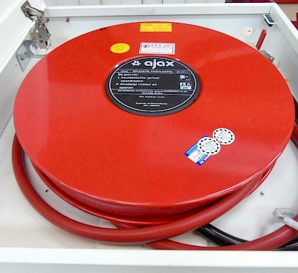 Gebruikte Brandhaspel inclusief kast